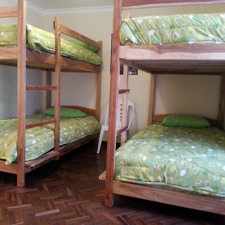 Villa Oropeza Hostel Сукре Стая снимка