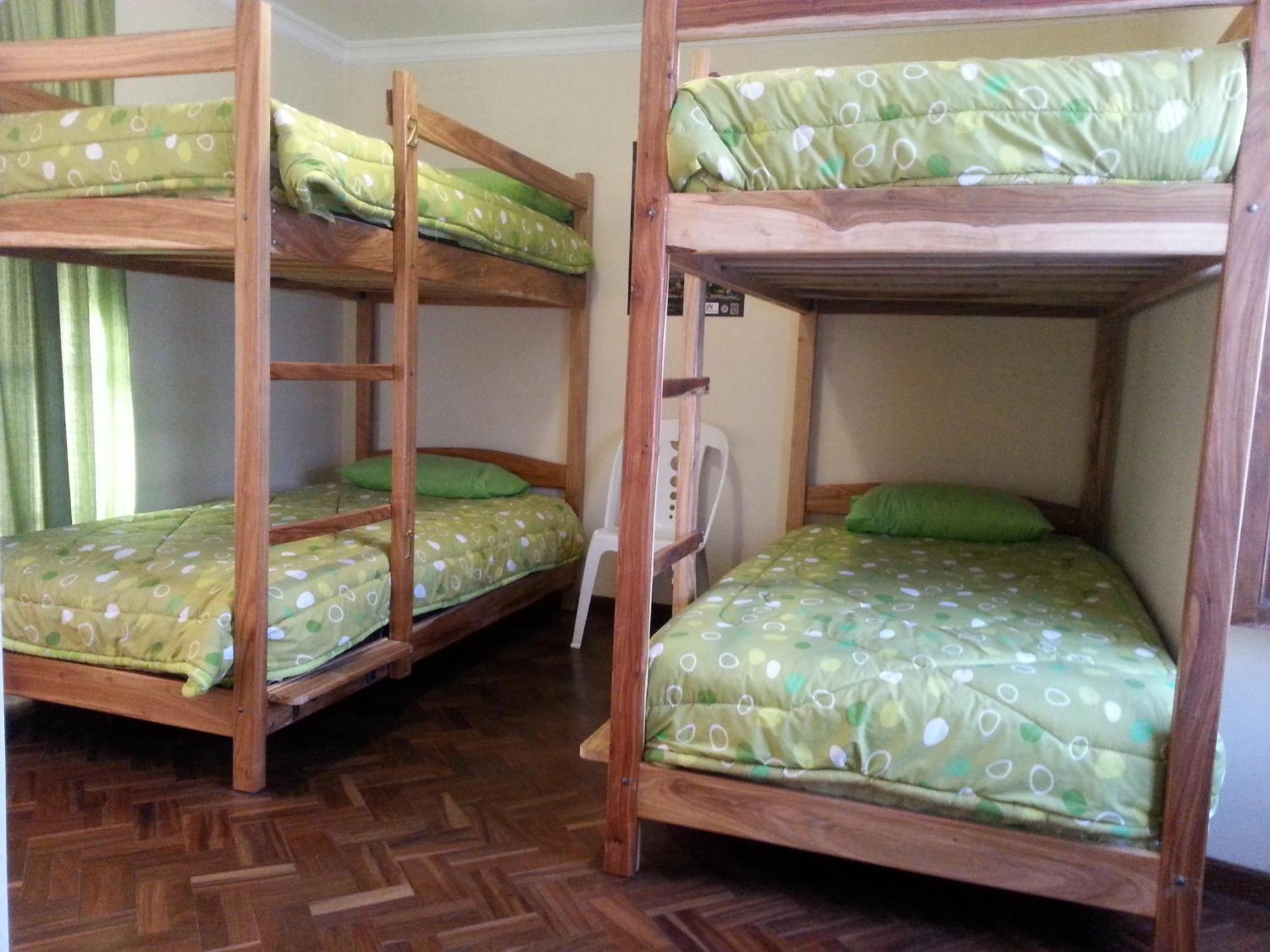 Villa Oropeza Hostel Сукре Стая снимка