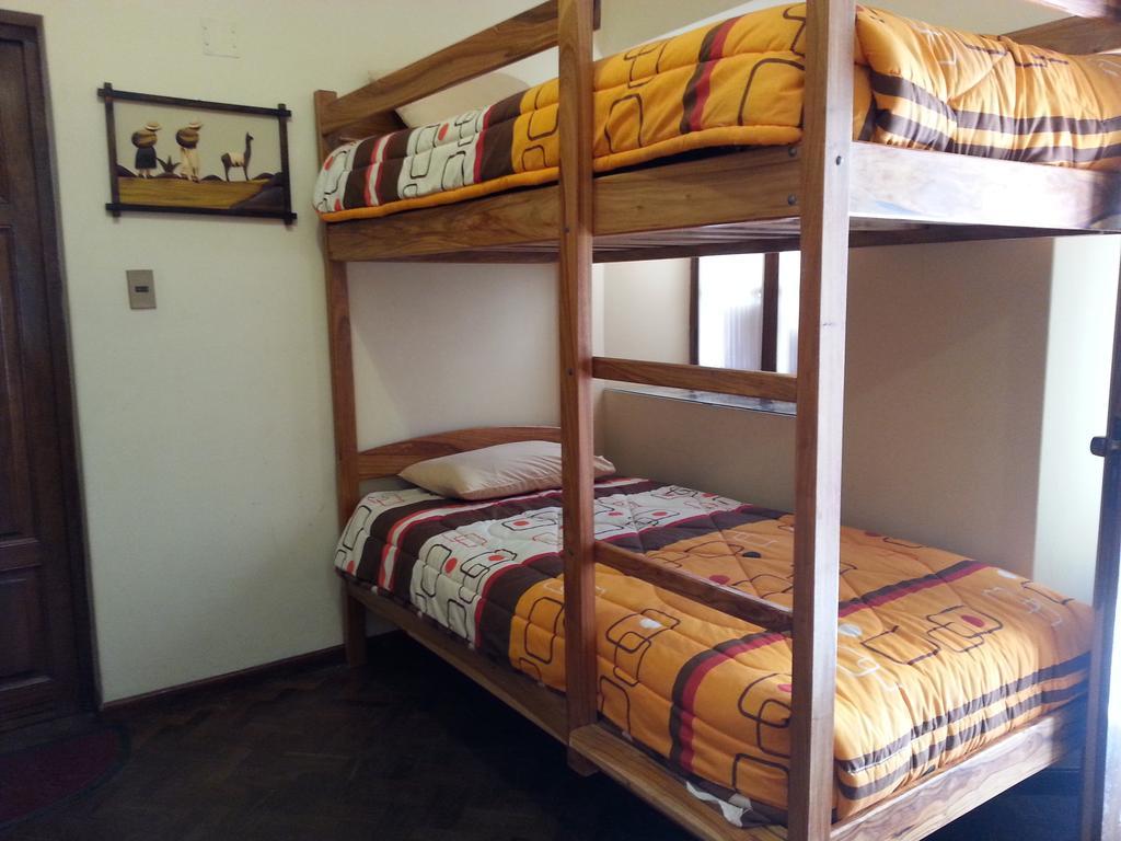 Villa Oropeza Hostel Сукре Стая снимка