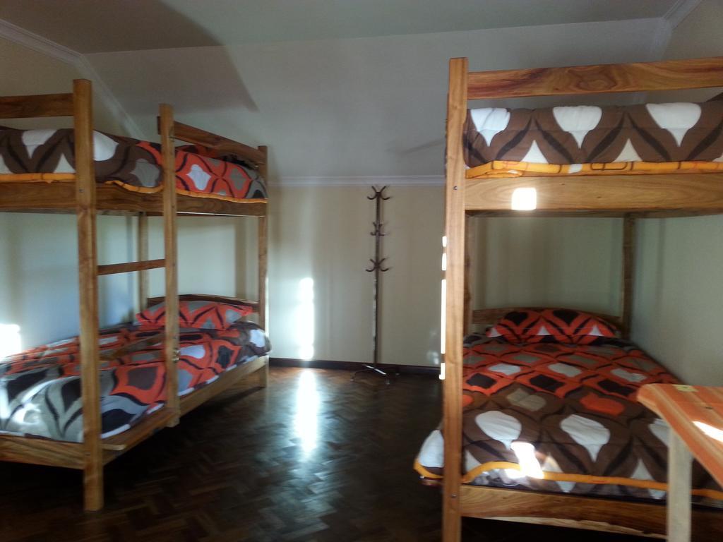 Villa Oropeza Hostel Сукре Стая снимка